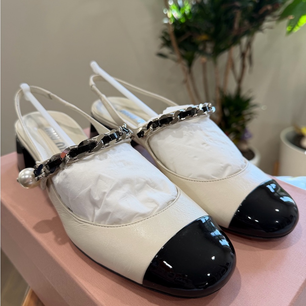 Miu Miu Chain Strap May Jane Slingback 38